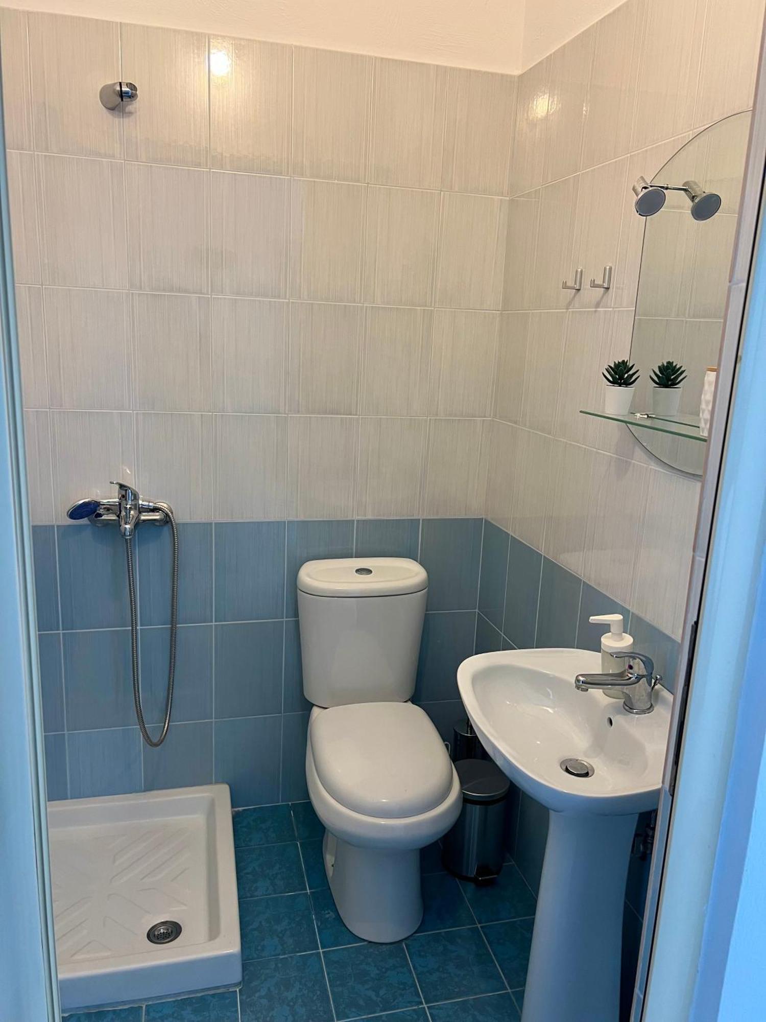 Helios Rooms Sarandë Exterior foto
